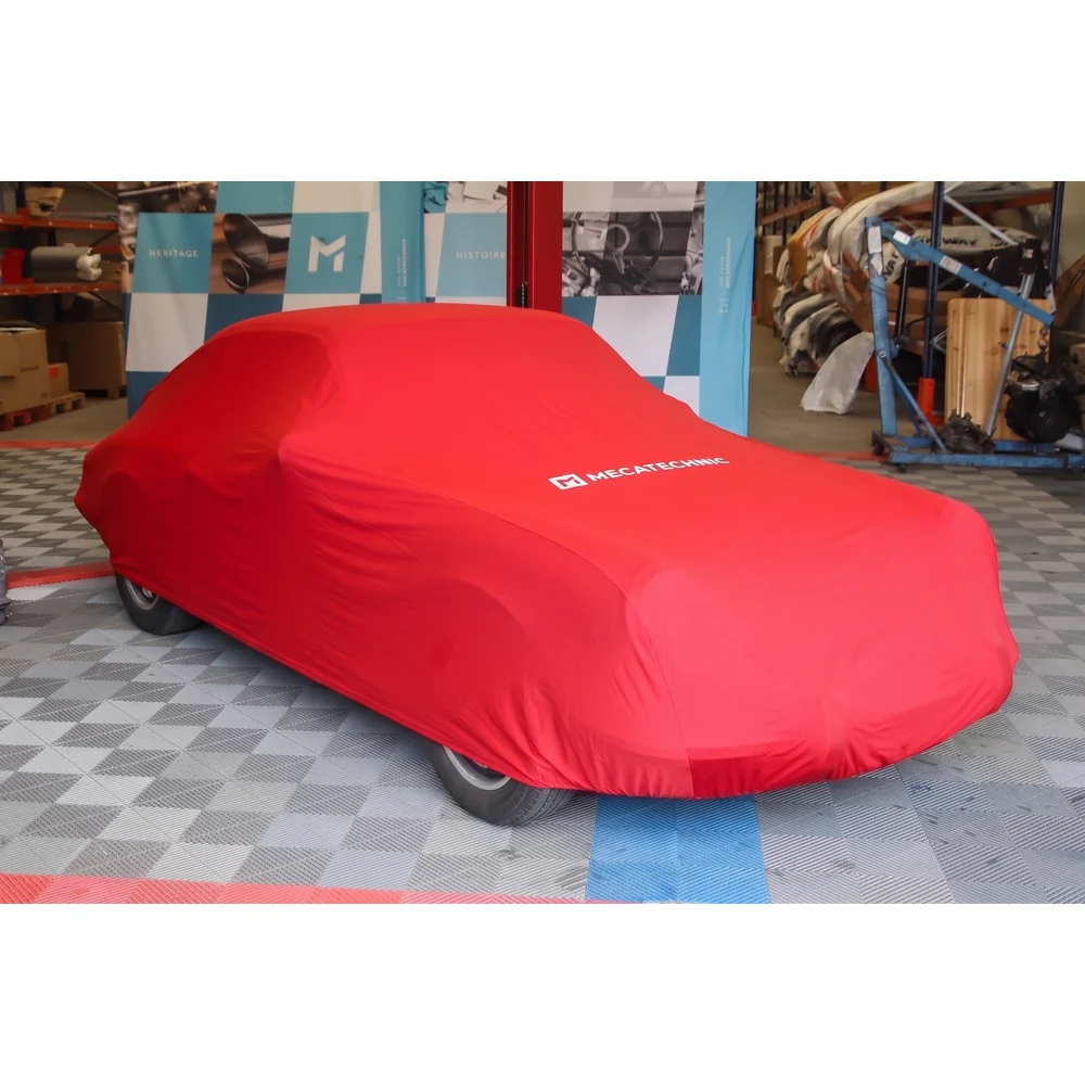 Rode MECATECHNIC-interieurobekleding voor Porsche 912